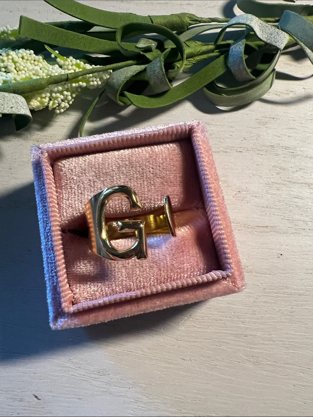 Plunder “G” adjustable ring gold tone